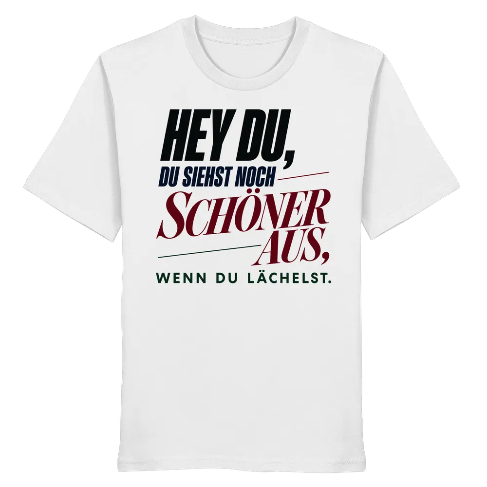 Hey du, du siehst noch schöner aus, wenn du lächelst — Organic Shirt in White von Personal Paramedic